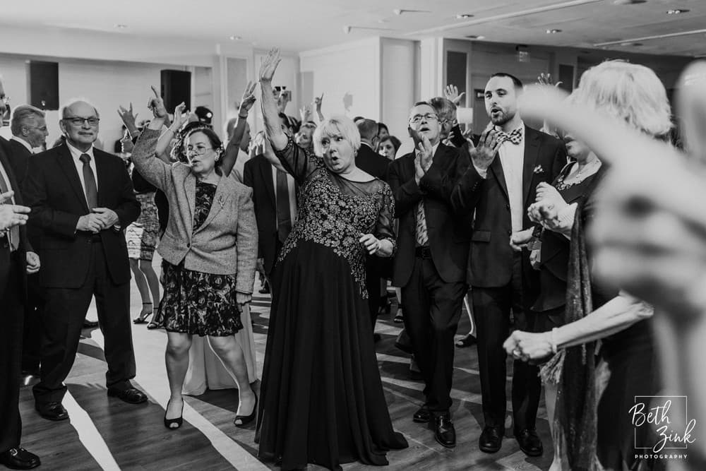 Meredith + Dennis' Wedding at The Piermont — photograph 39 of 57