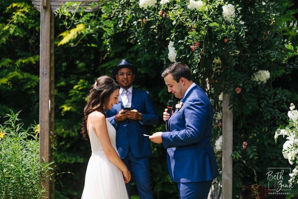 Marissa + Matt's Wedding at Planting Fields Arboretum — photograph 20 of 75