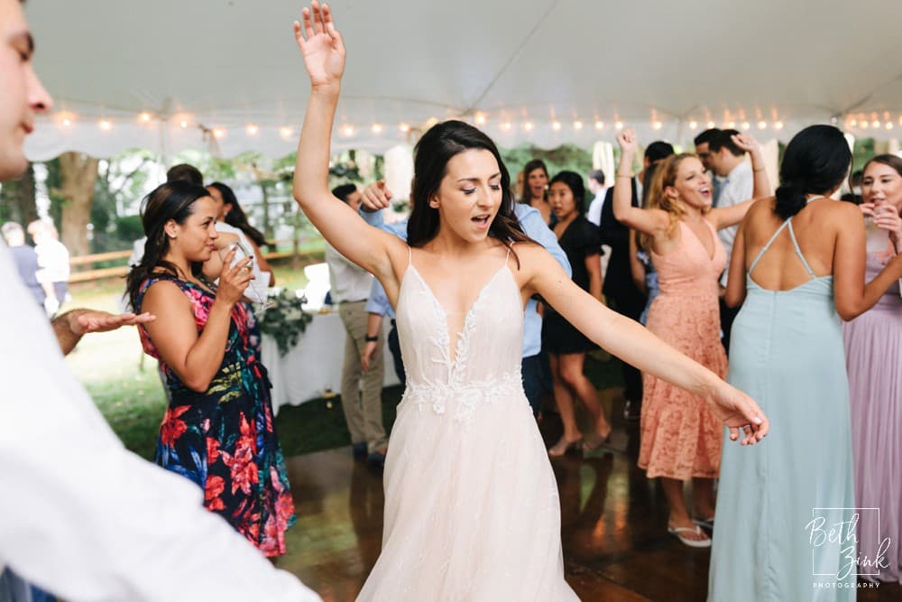 Marissa + Matt's Wedding at Planting Fields Arboretum — photograph 69 of 75