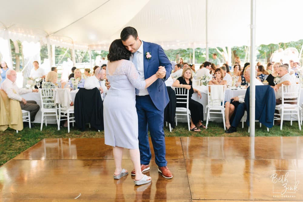 Marissa + Matt's Wedding at Planting Fields Arboretum — photograph 72 of 75