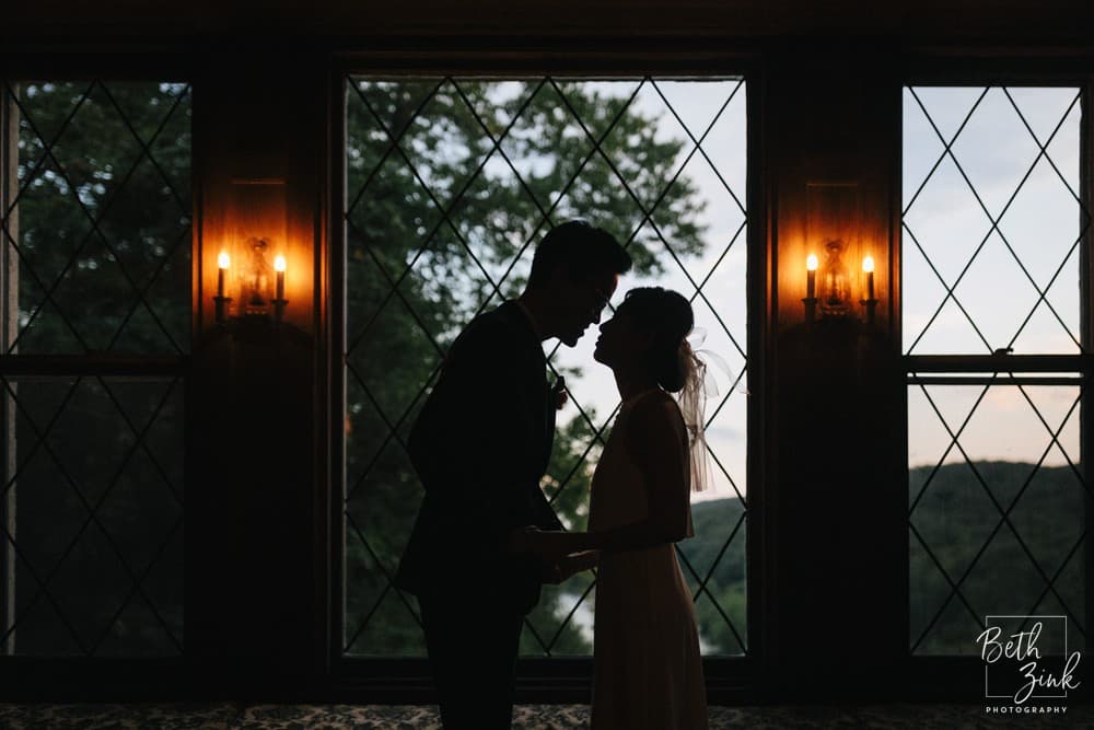 Michelle + Paul's Wedding at Arrow Park Lake And Lodge — photograph 43 of 51