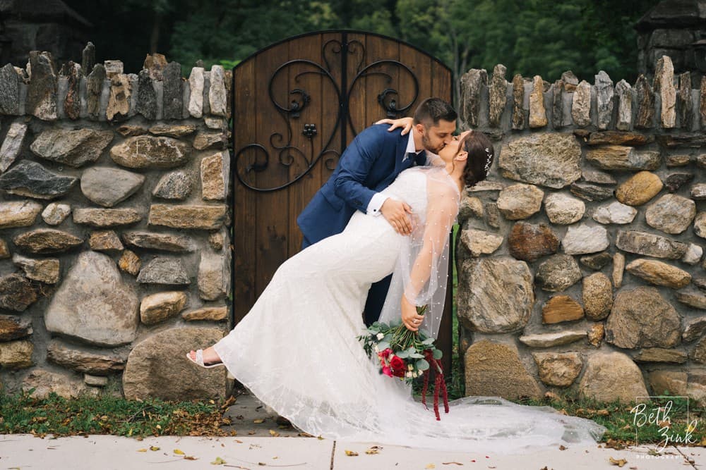 Samantha + Vince's Wedding — photograph 42 of 159