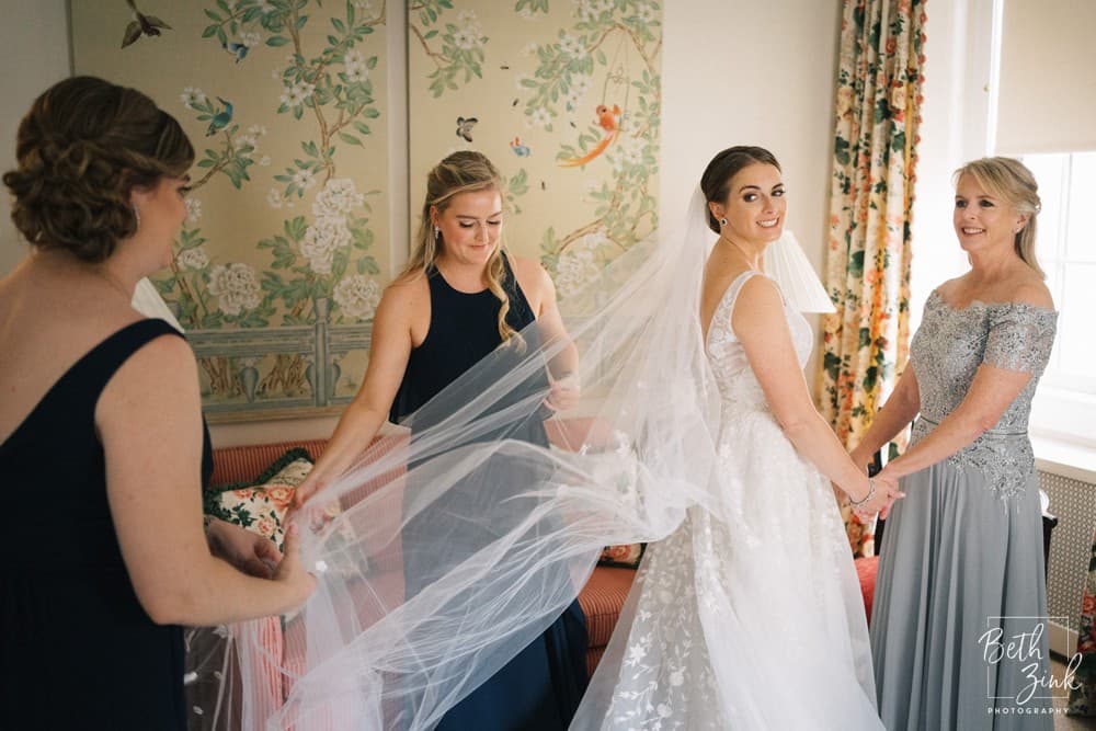 Courtney & Michael's Wedding — photograph 16 of 127