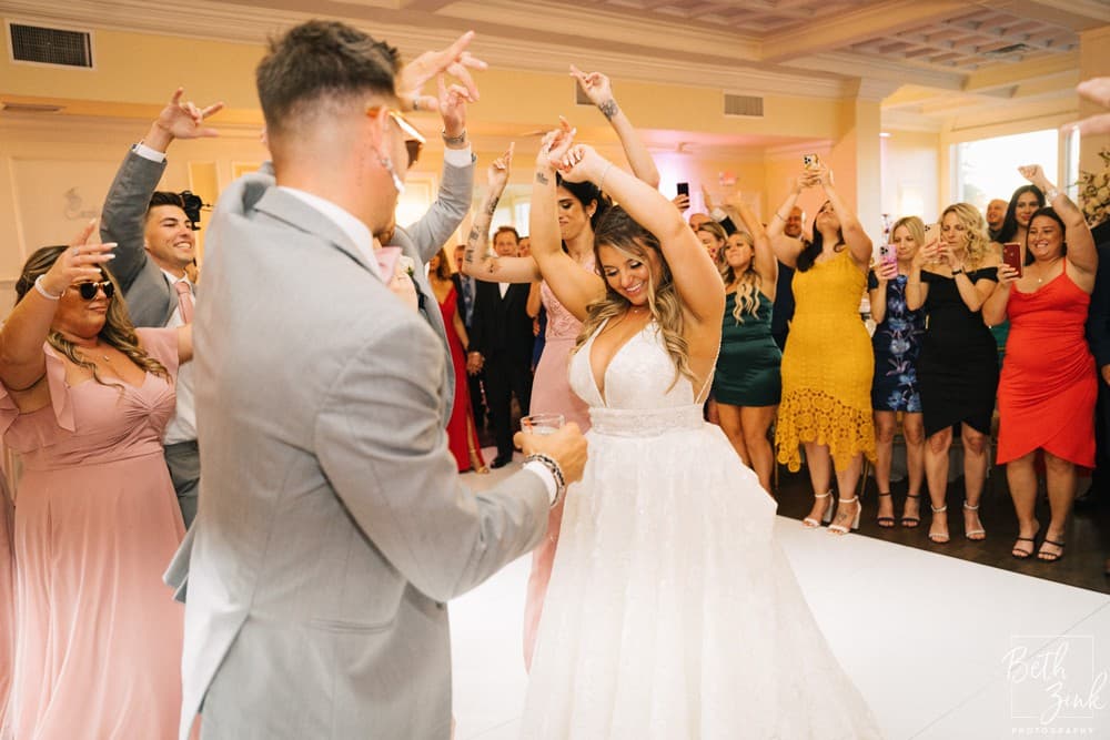 Nikki + Alex's Wedding at Soundview — photograph 47 of 105