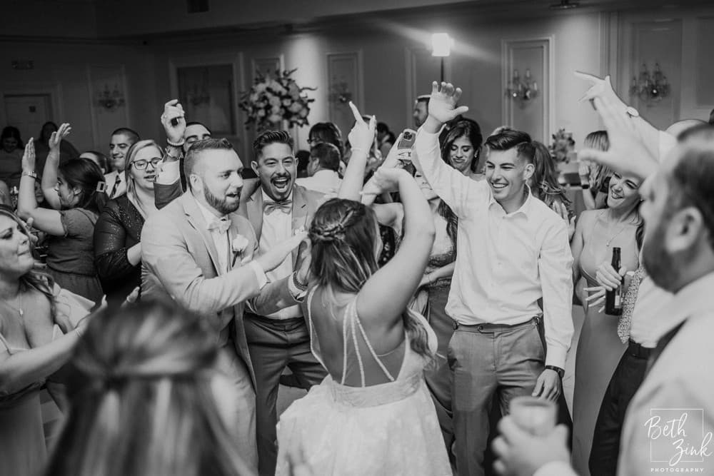 Nikki + Alex's Wedding at Soundview — photograph 76 of 105