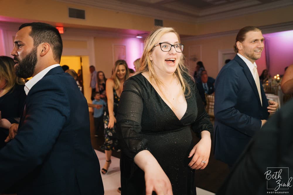 Nikki + Alex's Wedding at Soundview — photograph 77 of 105