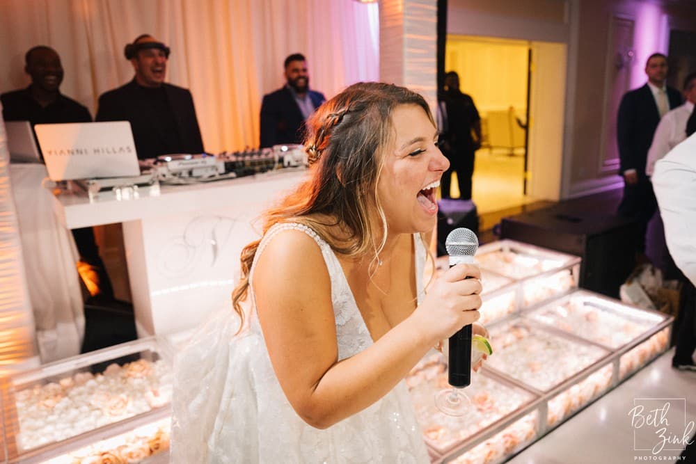 Nikki + Alex's Wedding at Soundview — photograph 86 of 105