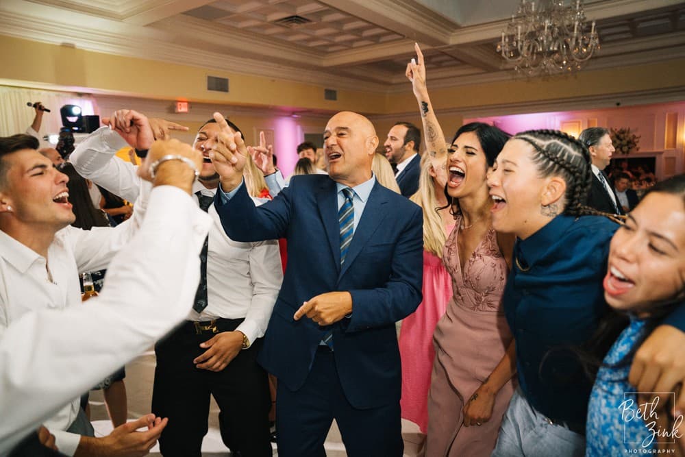 Nikki + Alex's Wedding at Soundview — photograph 97 of 105