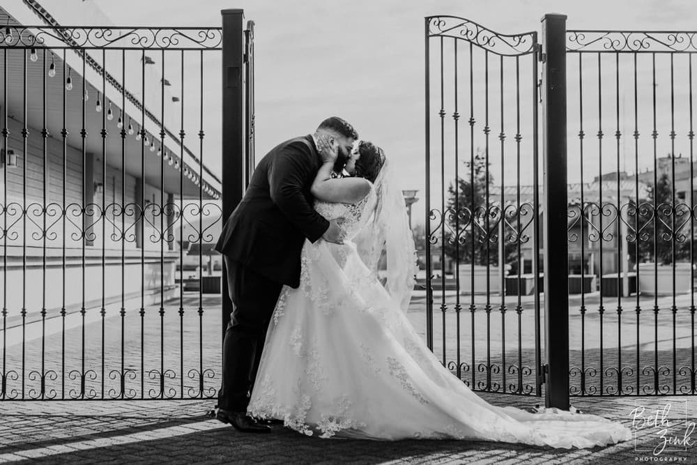 Emma + Steven's Wedding at The Loft by Bridgeview — photograph 24 of 153
