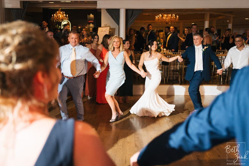 Samantha + Bryan's Wedding at Sea Cliff Manor — photograph 121 of 161