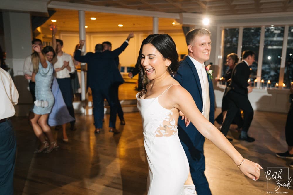 Samantha + Bryan's Wedding at Sea Cliff Manor — photograph 125 of 161