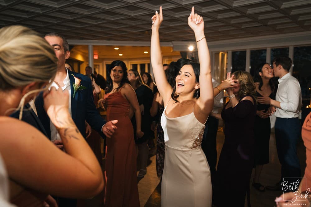 Samantha + Bryan's Wedding at Sea Cliff Manor — photograph 135 of 161