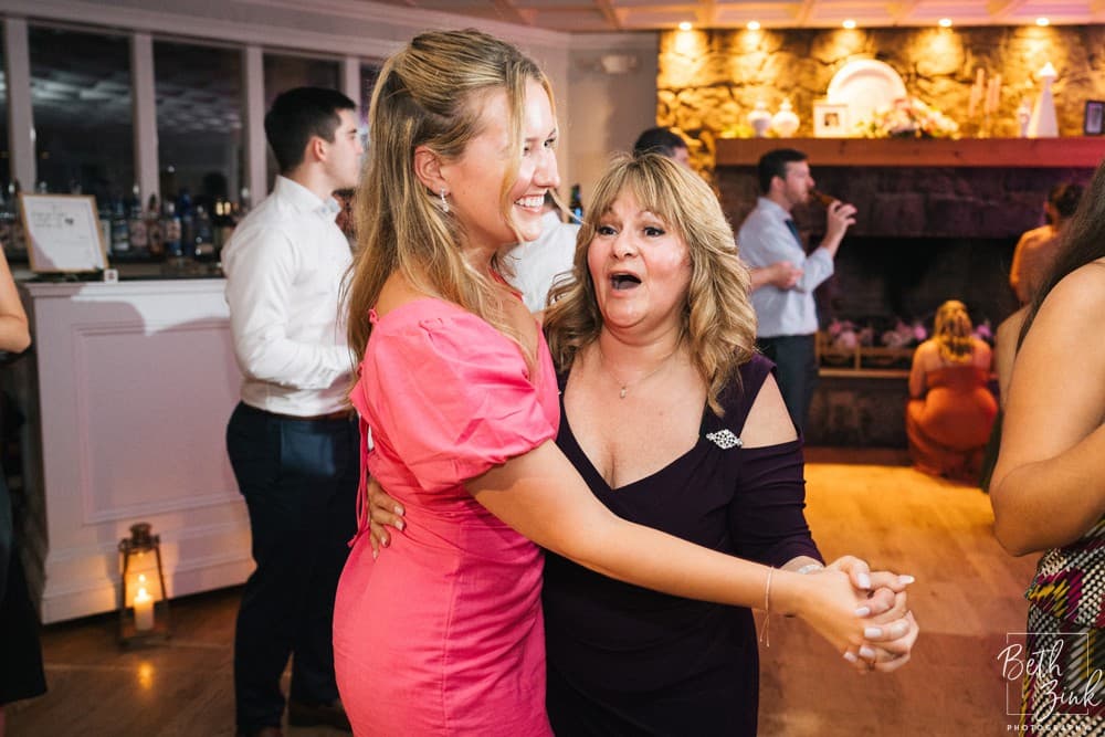 Samantha + Bryan's Wedding at Sea Cliff Manor — photograph 139 of 161
