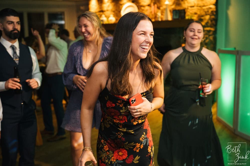 Samantha + Bryan's Wedding at Sea Cliff Manor — photograph 155 of 161