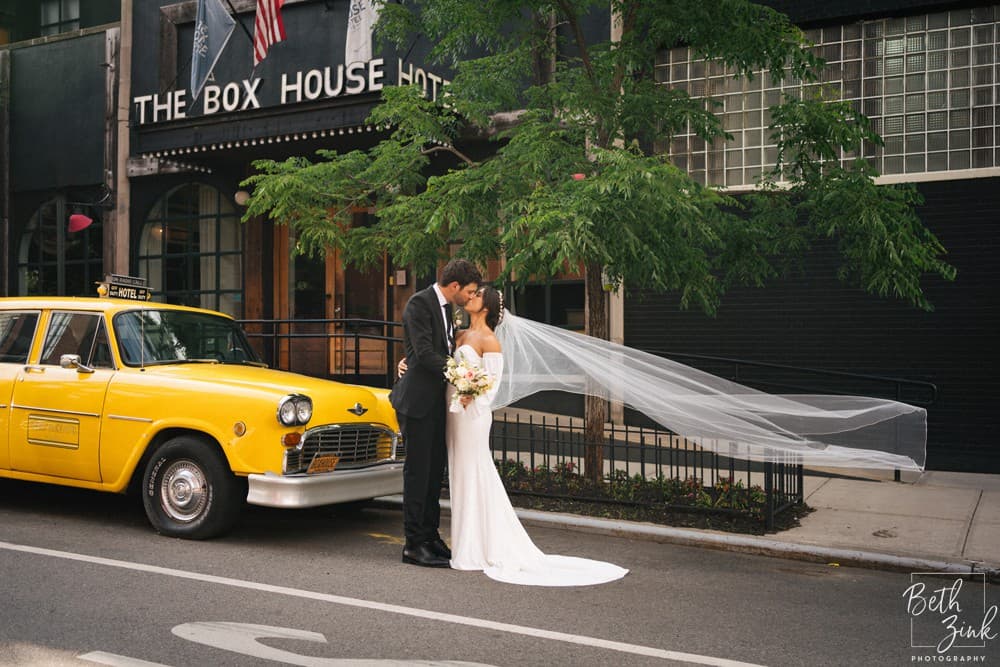 Eva + Niko's Wedding at Box House Hotel — photograph 2 of 159