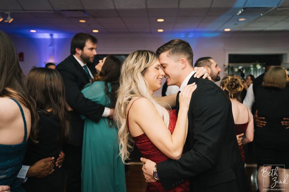 Nicole + Ed's Wedding at Flowerfield Celebrations — photograph 77 of 126