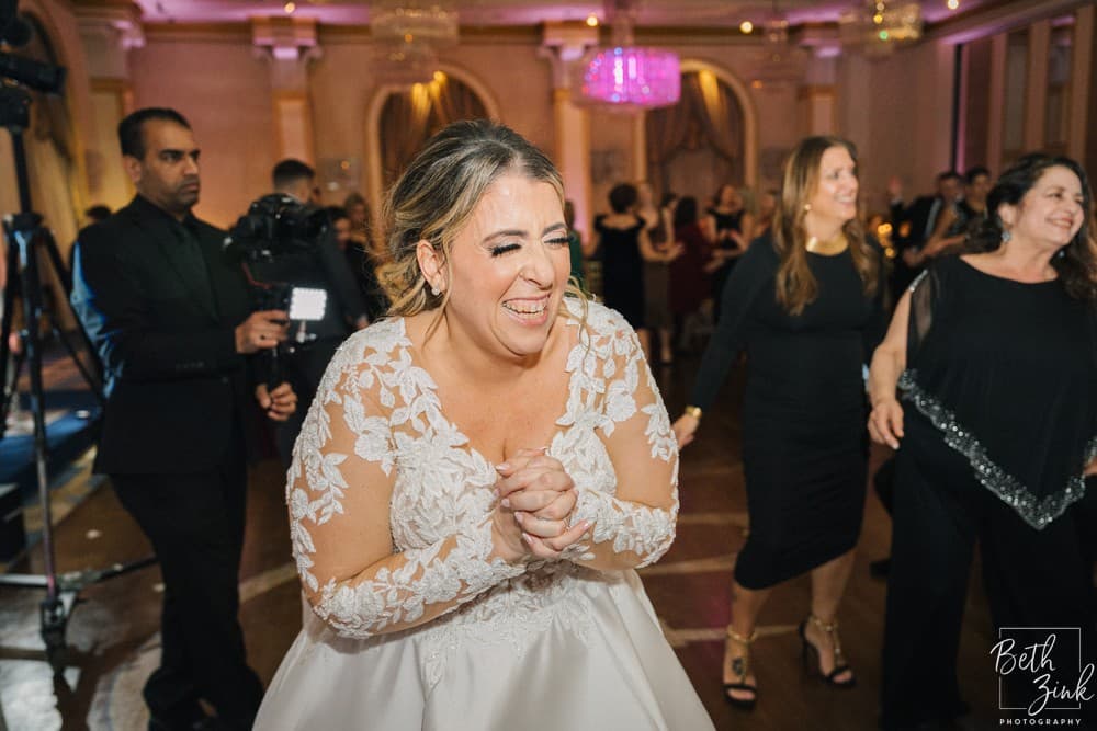 Amanda + Brian's Wedding at The Grove — photograph 117 of 139