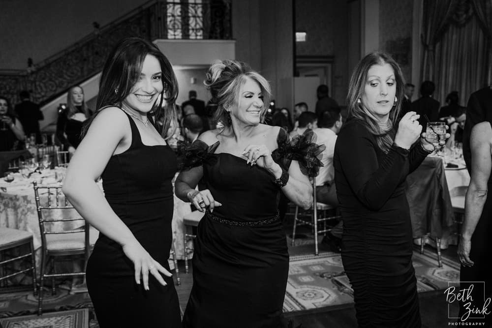 Amanda + Brian's Wedding at The Grove — photograph 123 of 139