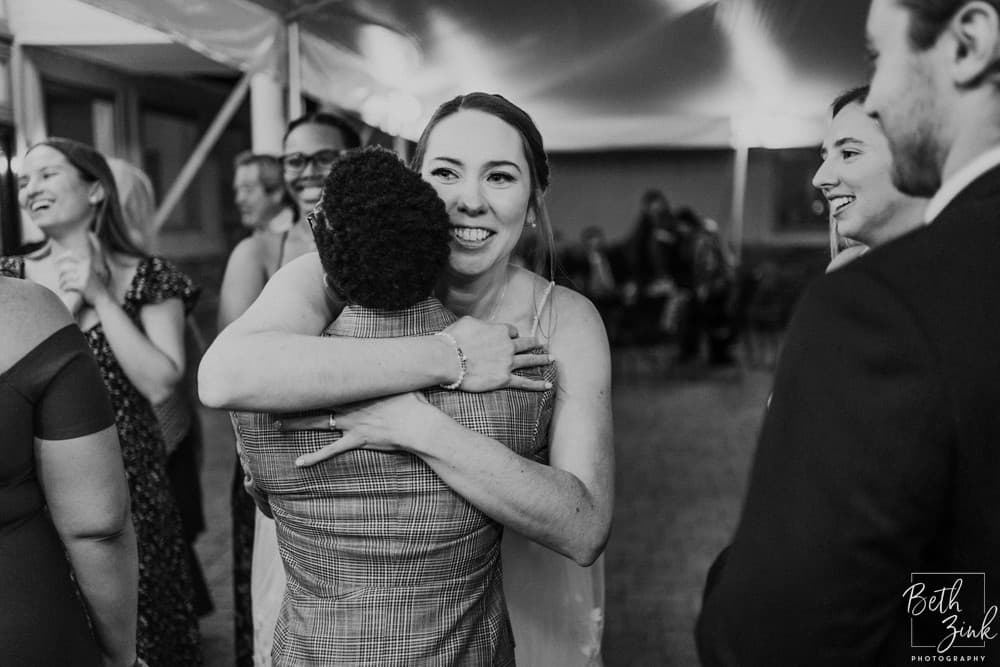 Jennifer + Evan's Wedding at Duck Walk Vineyards — photograph 101 of 187
