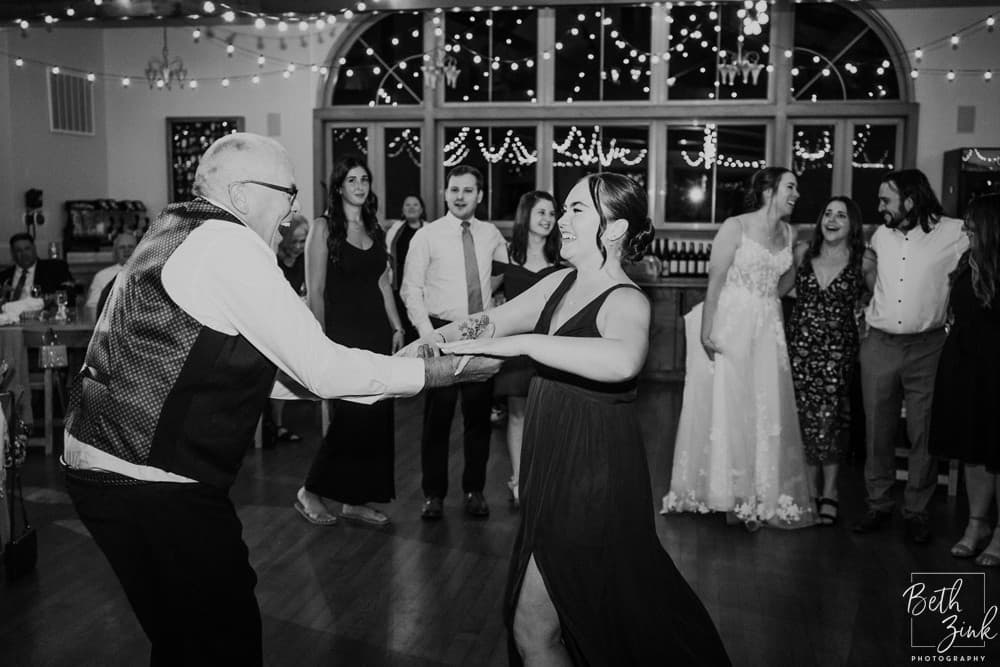 Jennifer + Evan's Wedding at Duck Walk Vineyards — photograph 140 of 187