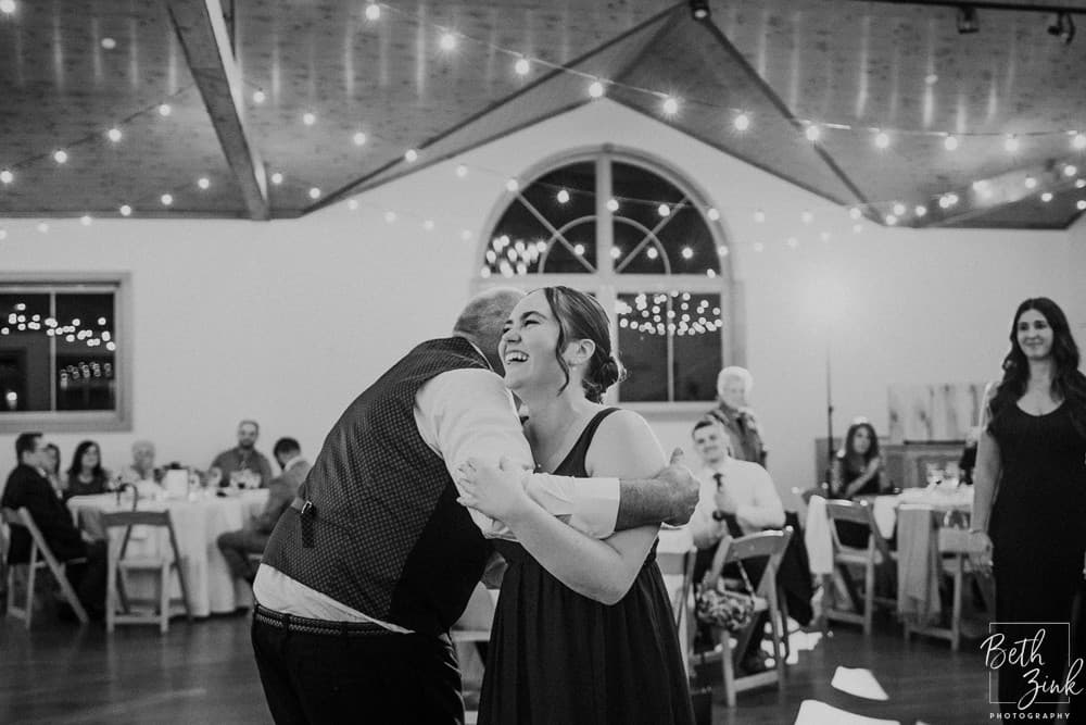Jennifer + Evan's Wedding at Duck Walk Vineyards — photograph 141 of 187
