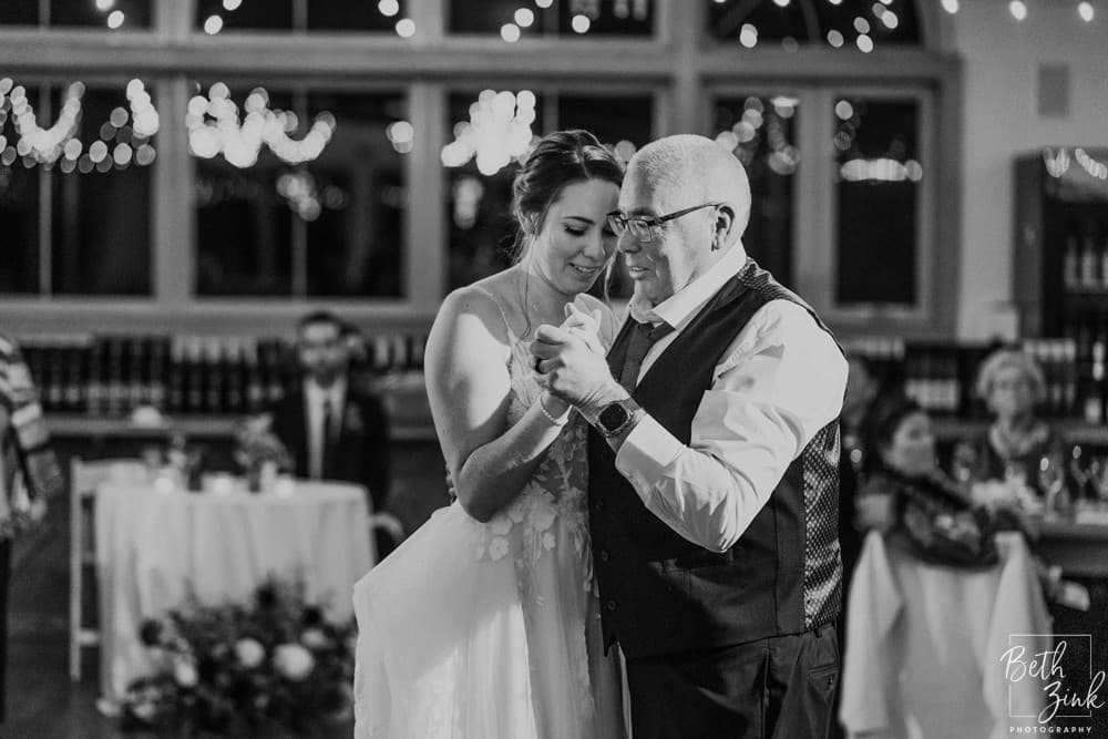 Jennifer + Evan's Wedding at Duck Walk Vineyards — photograph 180 of 187