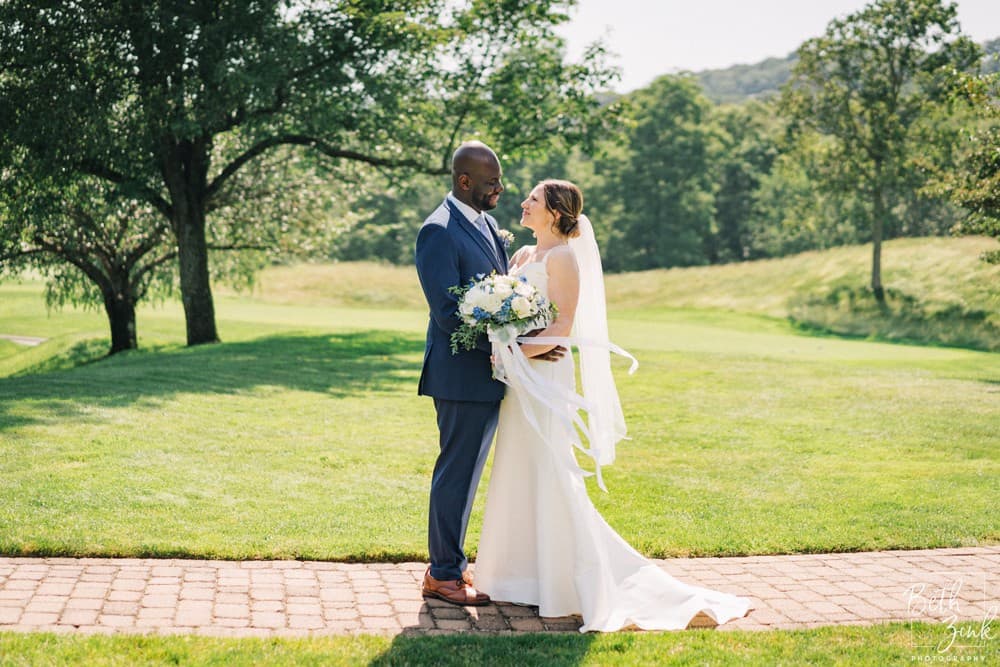 Alanna + Wes' Wedding at Great River Golf Club — photograph 17 of 120