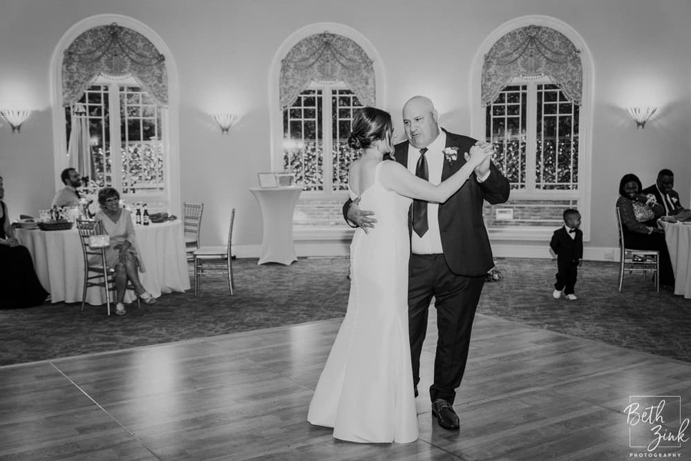 Alanna + Wes' Wedding at Great River Golf Club — photograph 100 of 120