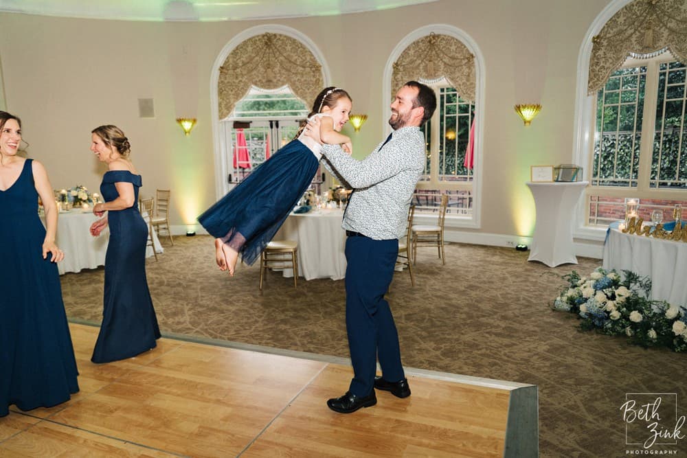 Alanna + Wes' Wedding at Great River Golf Club — photograph 105 of 120