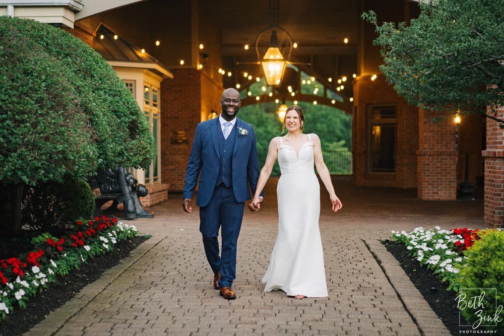 Alanna + Wes' Wedding at Great River Golf Club — photograph 116 of 120